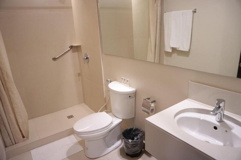 Gt Hotel Jaro image