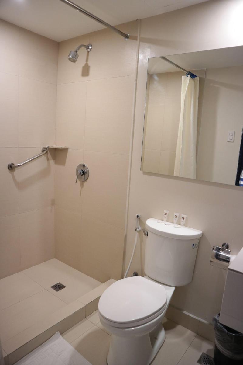 Gt Hotel Jaro image