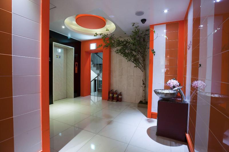 Max Motel image