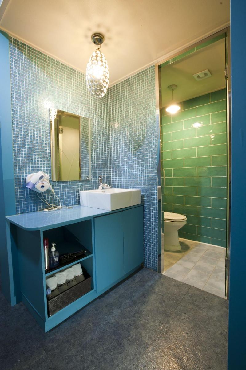 Max Motel image