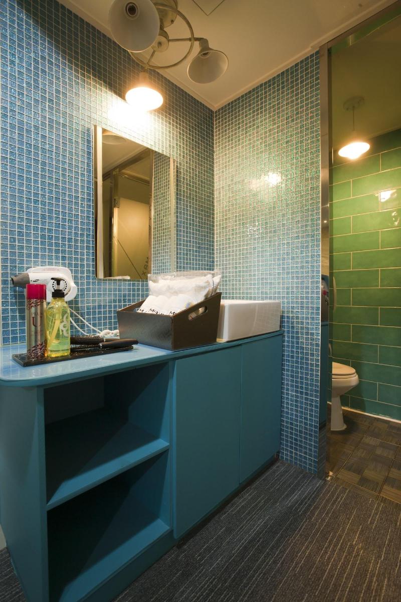 Max Motel image