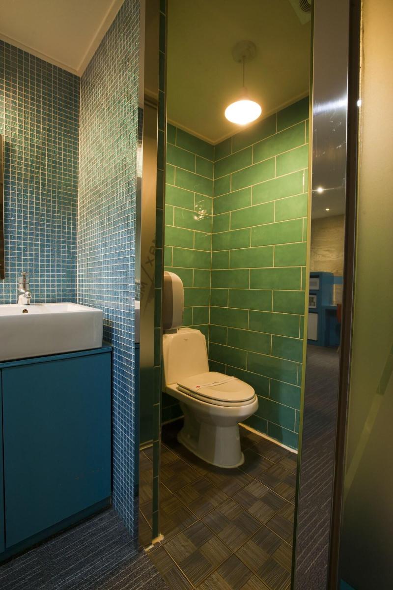 Max Motel image