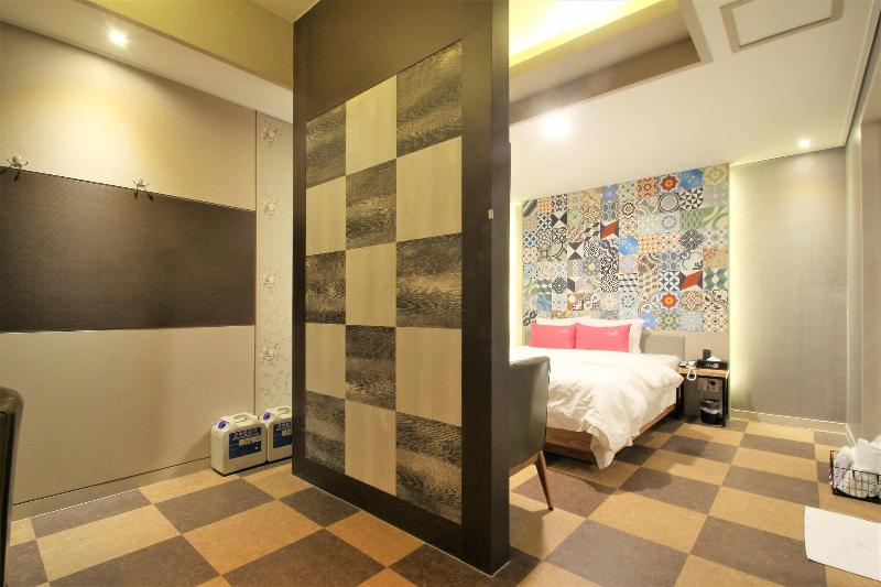 Some Hotel image