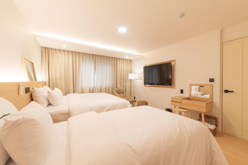 Jeongseong Hotel image