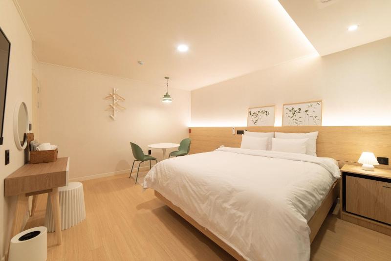 Jeongseong Hotel image