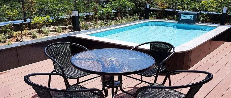 Suntree Hotel image