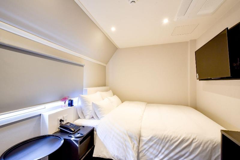 Hotel Maison image