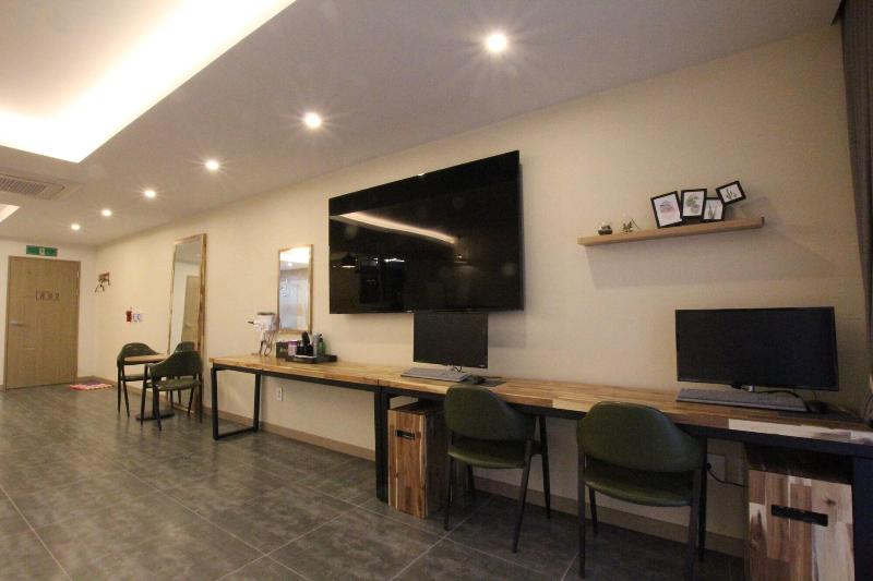 Nova Hotel image