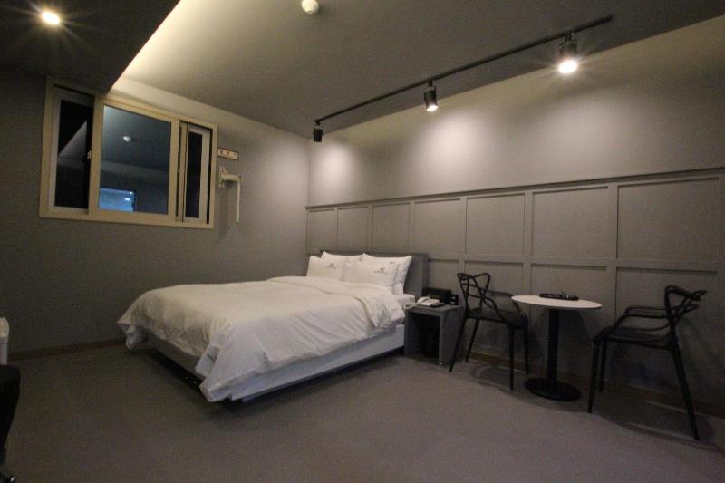 Nova Hotel image