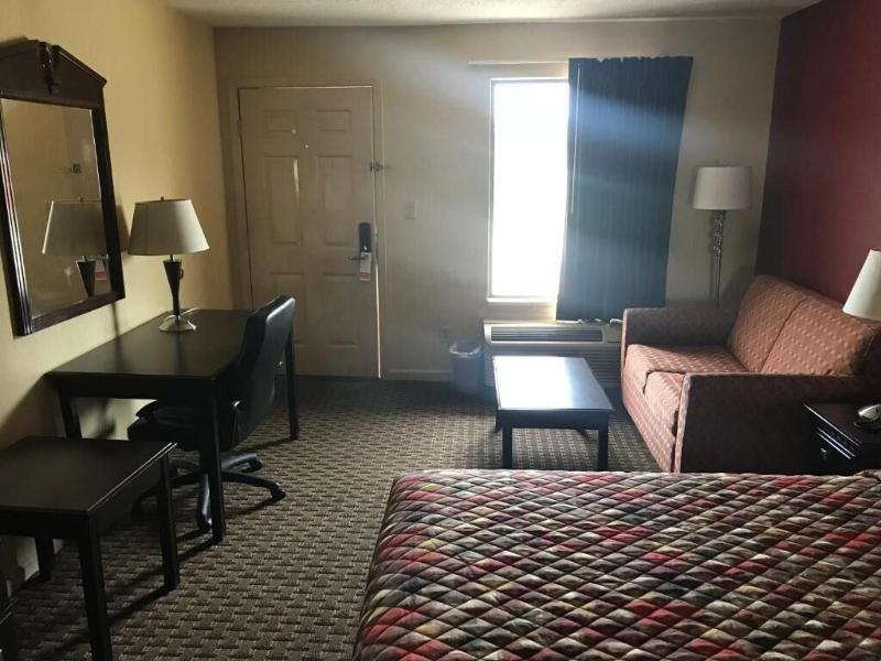 Royal Inn image