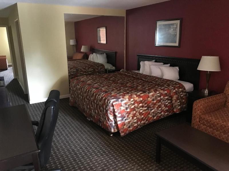 Royal Inn image
