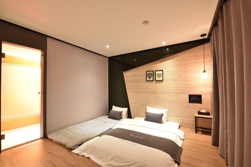 Hotel The May Gimhae image