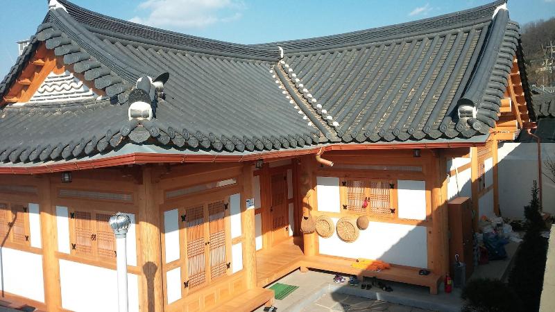 Hanokguesthouse Jangsoo image