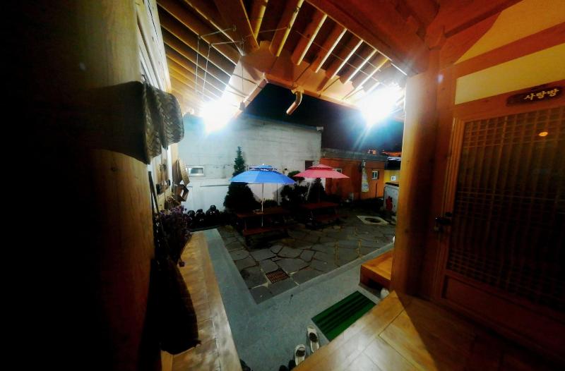 Hanokguesthouse Jangsoo image