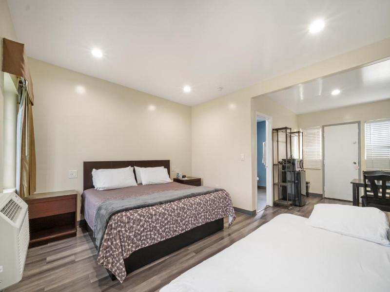24 Hours Motel image