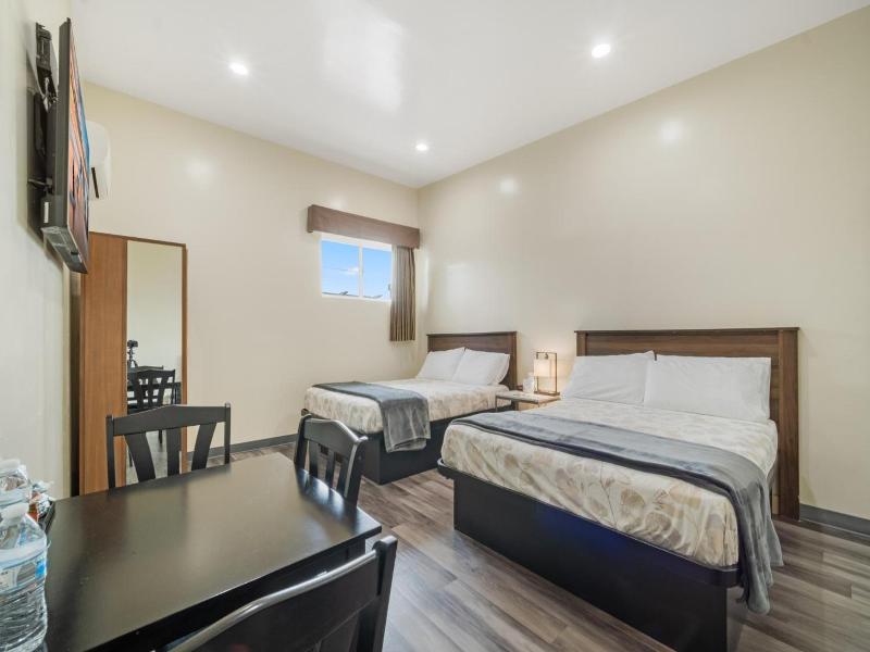 24 Hours Motel image