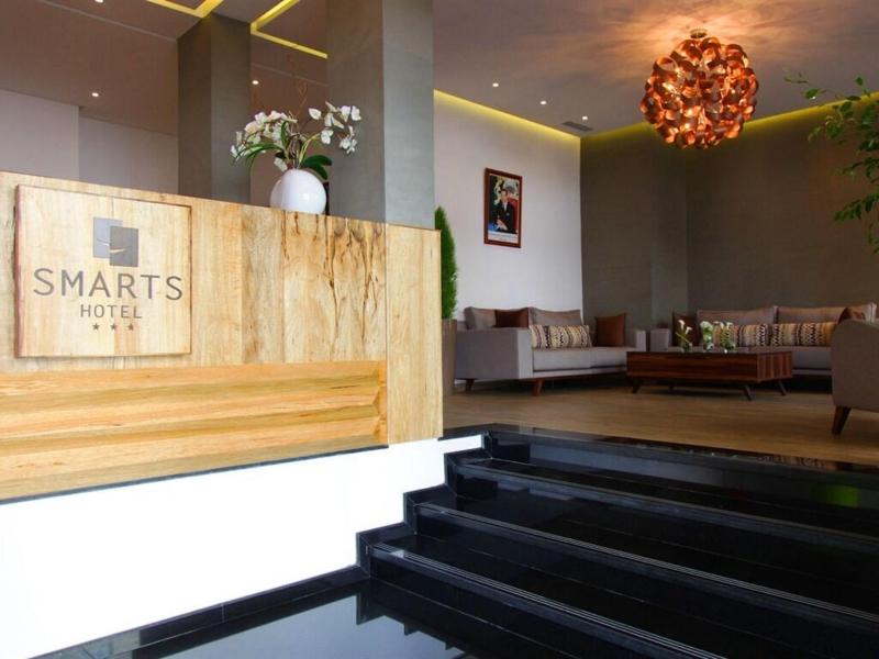 Smarts Hotel image