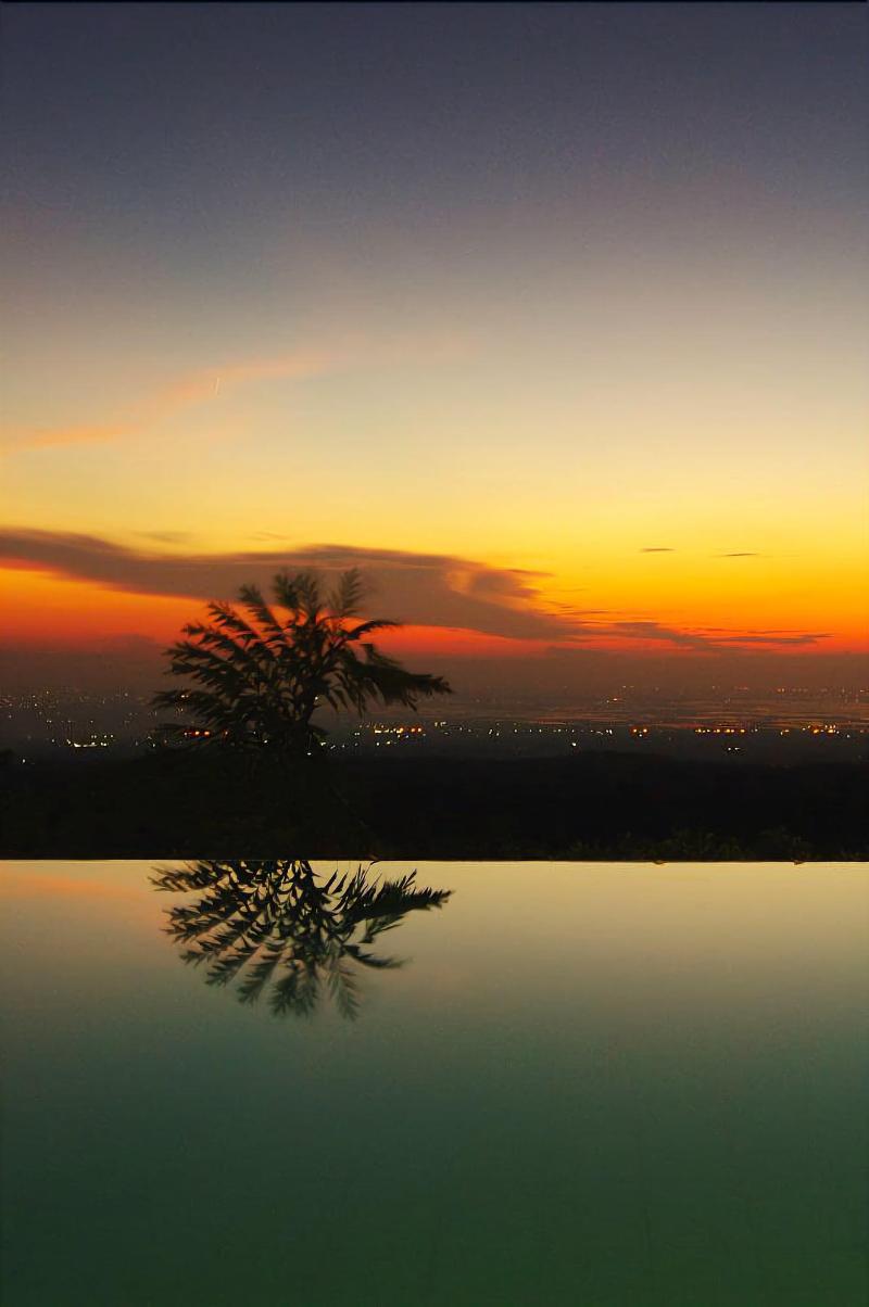 The Duyan House At Sinagtala Resort