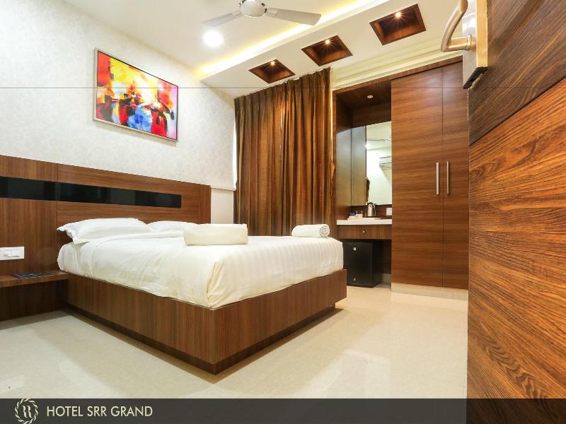 Hotel Srr Grand image