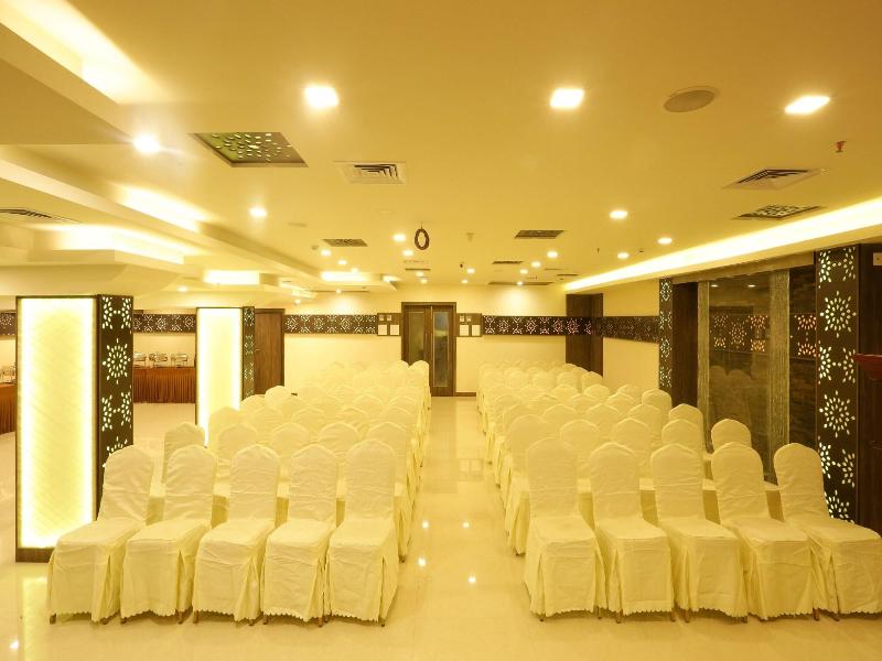 Hotel Srr Grand image