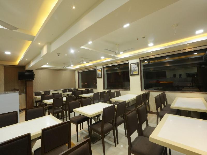Hotel Srr Grand image