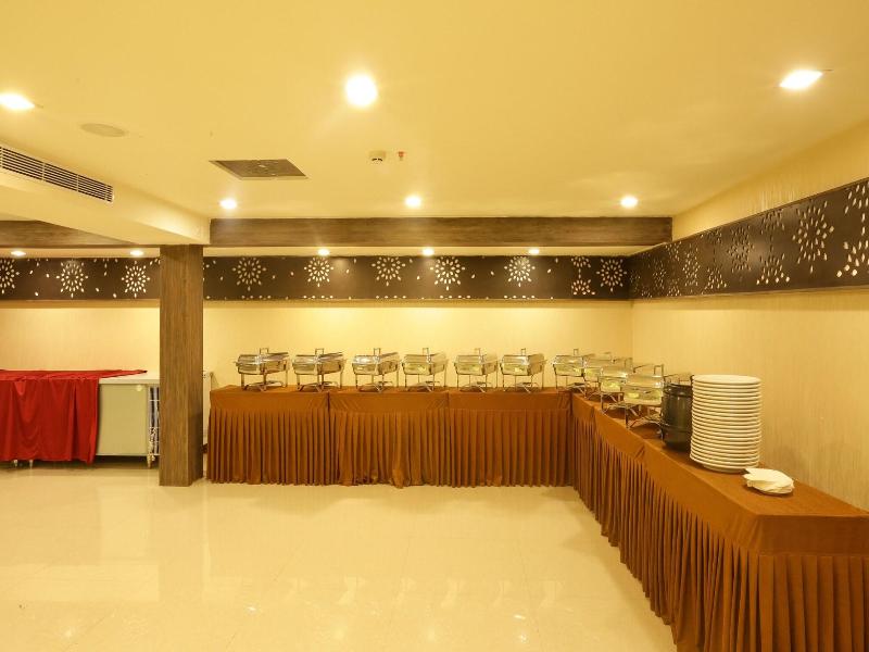 Hotel Srr Grand image