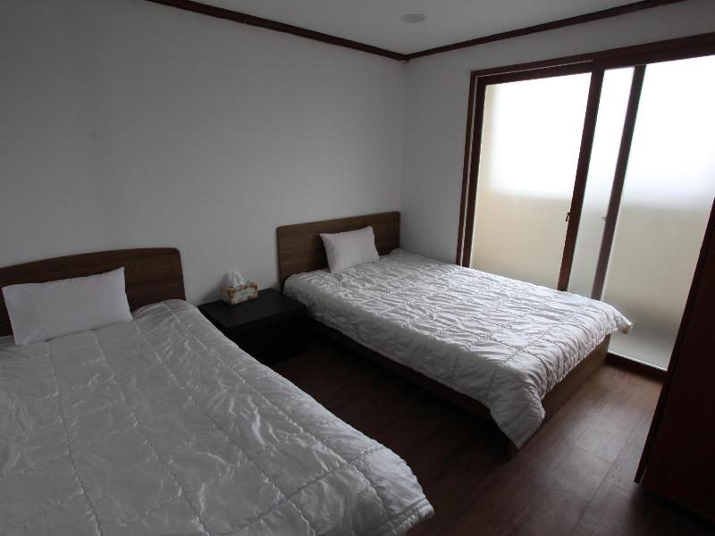 Geomunoreum Hostel — photo 29