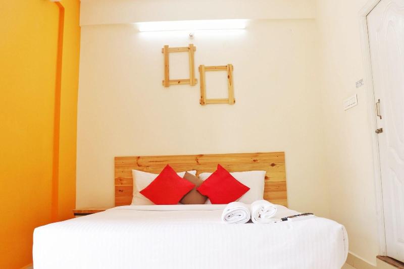 Mapletree Inn image