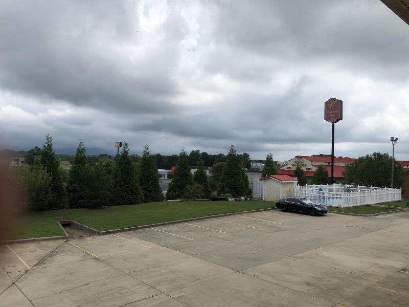 Clairmont Inn image 8