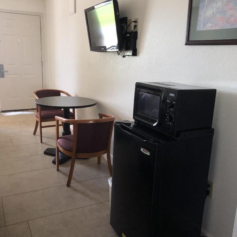 Clairmont Inn image
