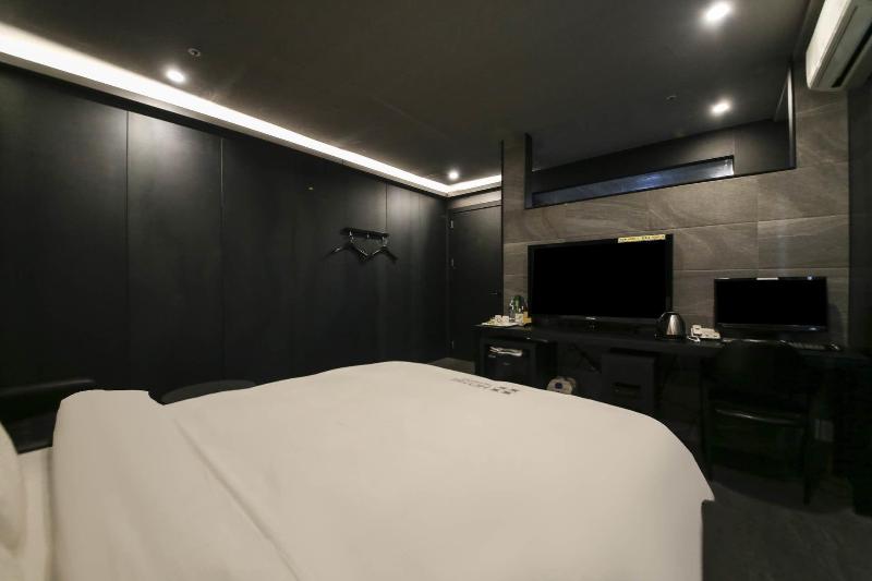 Hotel Pandora image