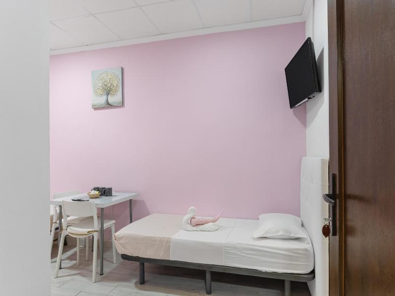 7A Hostal image