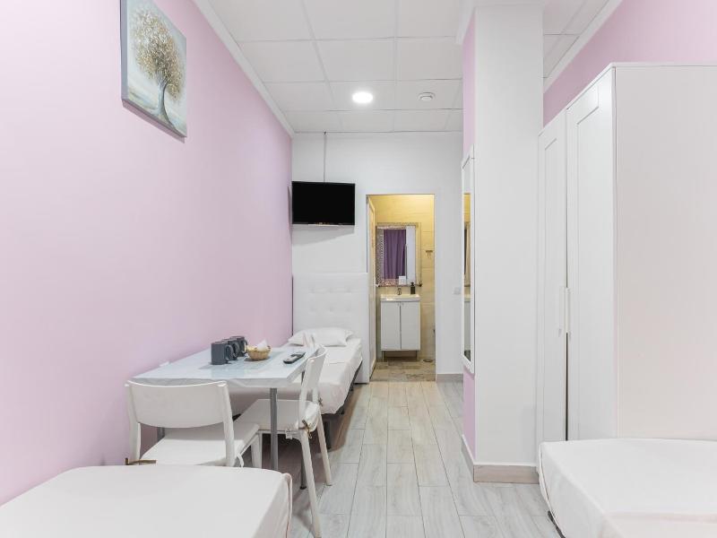 7A Hostal image