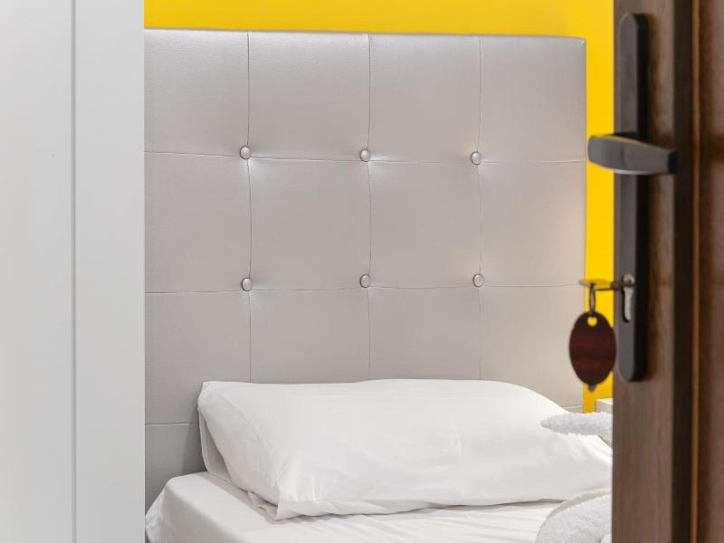 7A Hostal image