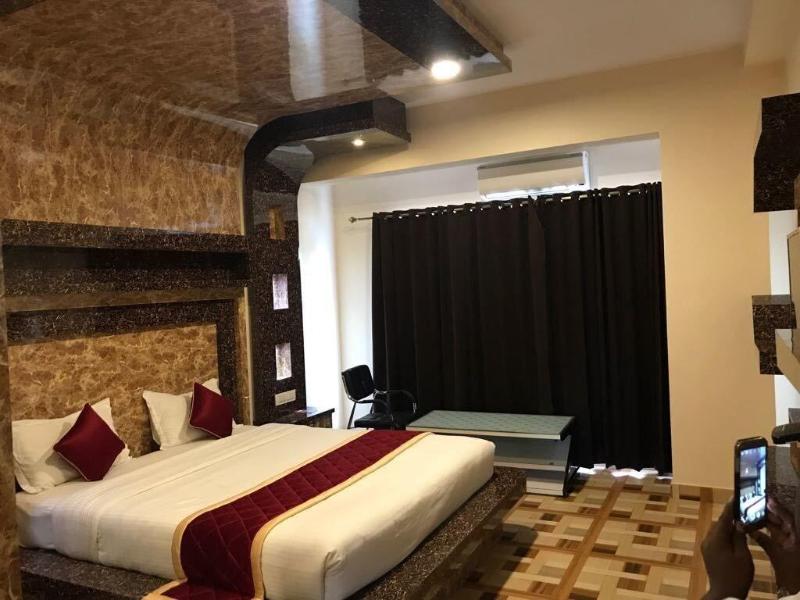 Nest Inn Hotel image