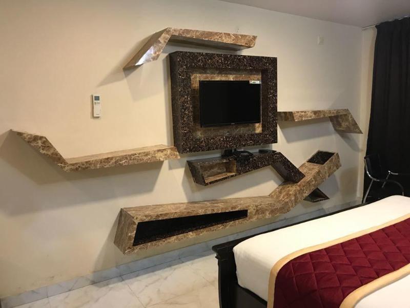 Nest Inn Hotel image