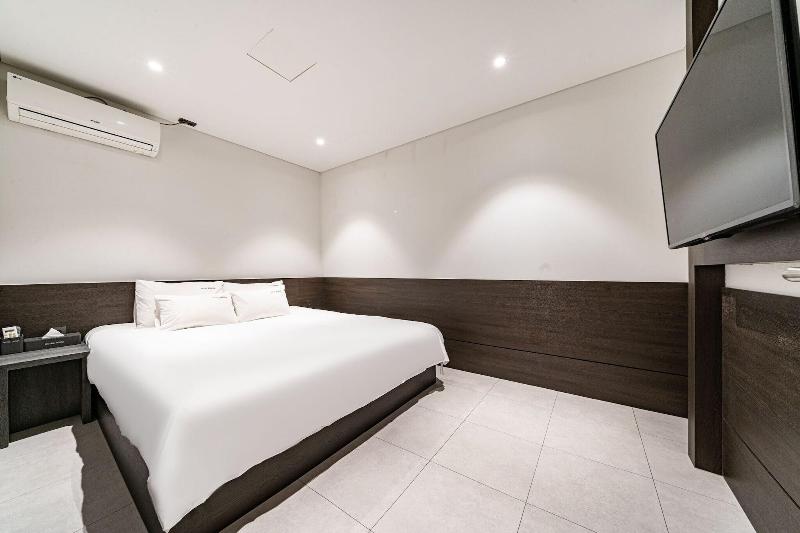 Waba Motel image