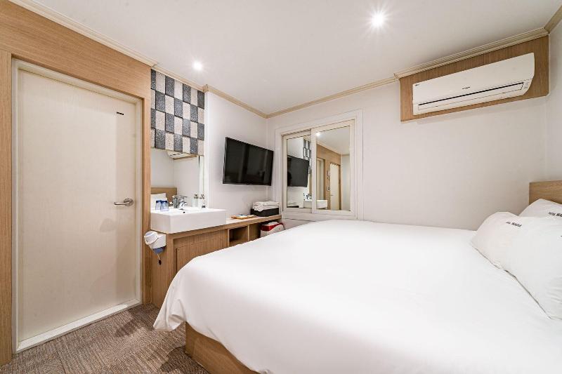 Waba Motel image