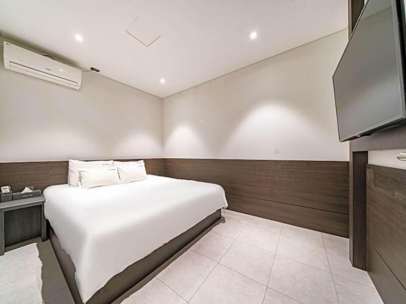 Waba Motel image
