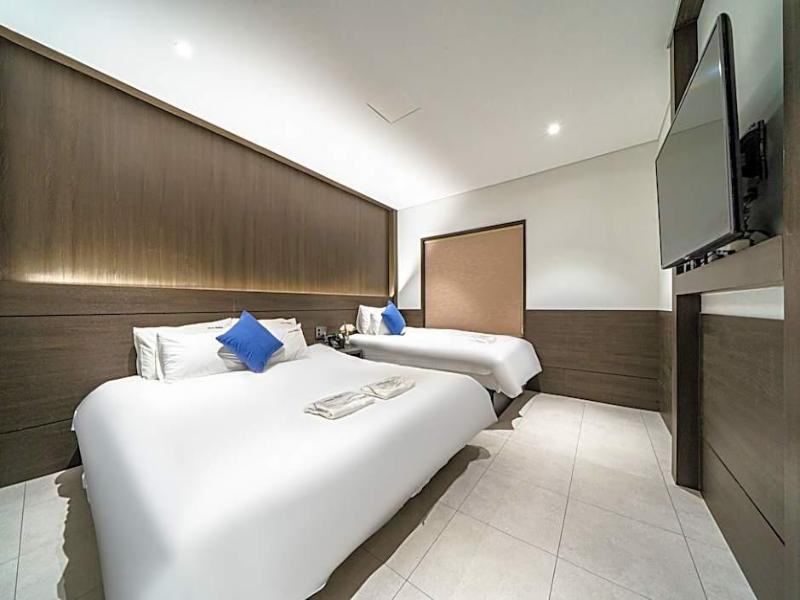 Waba Motel image