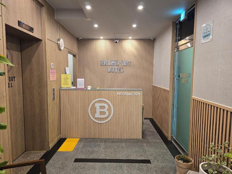 Vip Hotel image