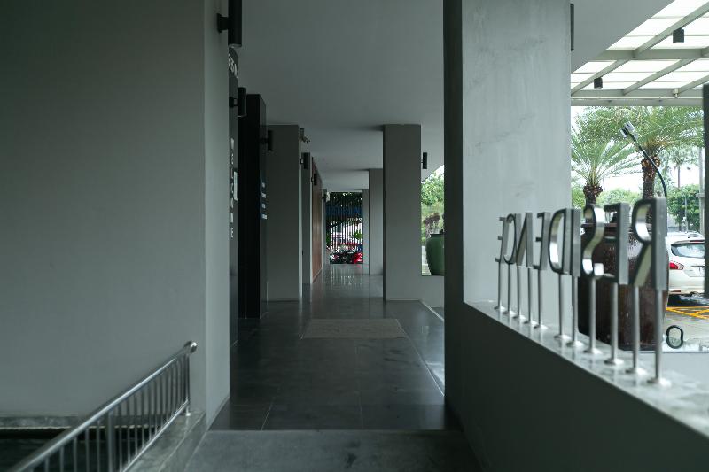 Farthai Residence by Zuzu image
