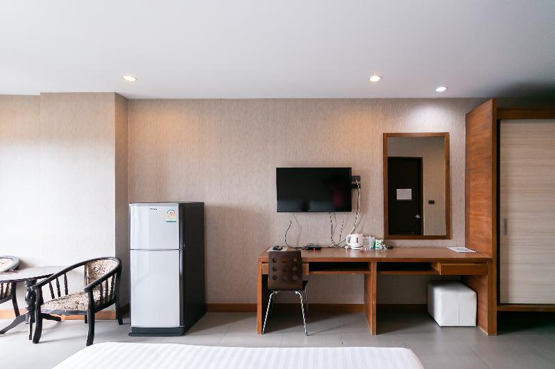 Farthai Residence by Zuzu image