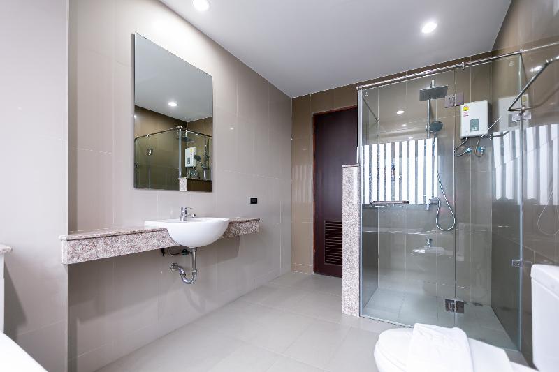 Farthai Residence by Zuzu image