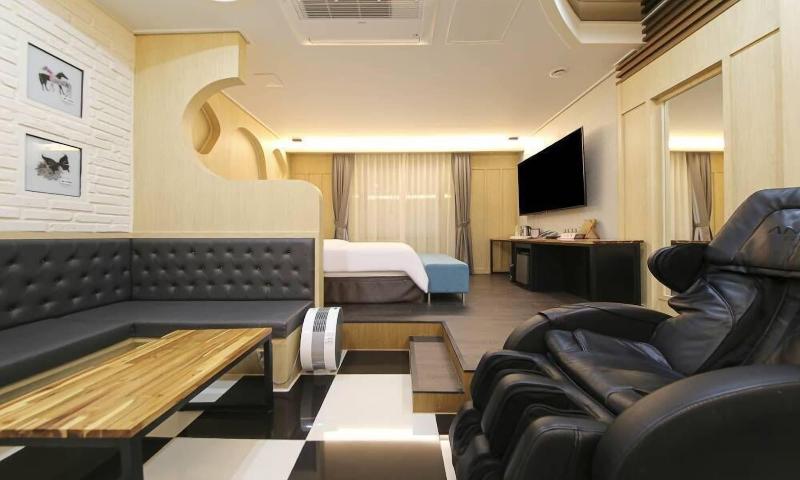 Hanam Hotel Sharp image