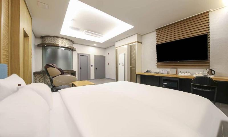 Hanam Hotel Sharp image