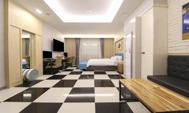 Hanam Hotel Sharp image