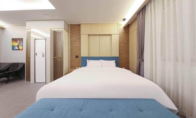 Hanam Hotel Sharp image