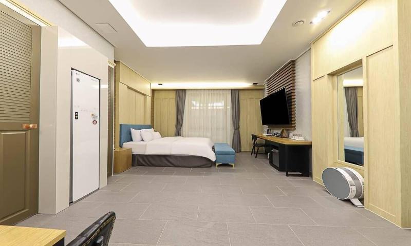 Hanam Hotel Sharp image