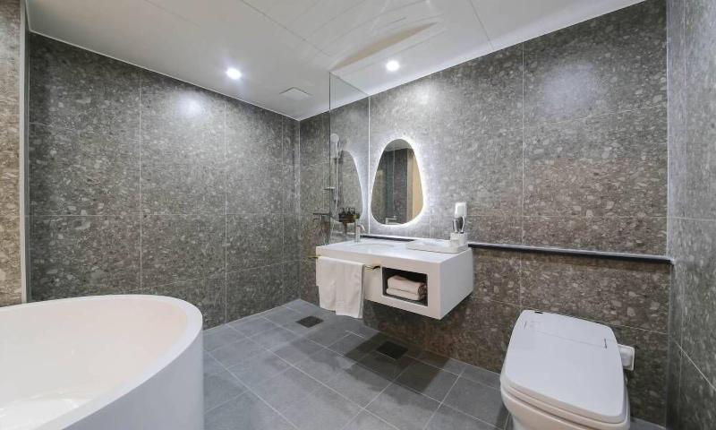 Hanam Hotel Sharp image